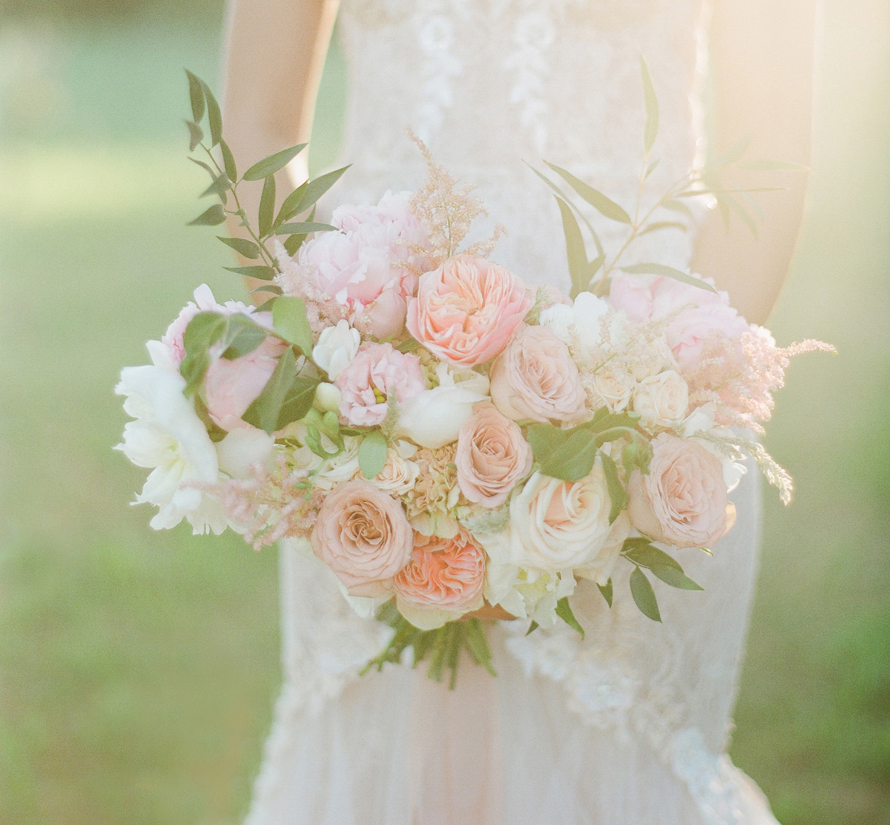 wedding floral designer provence château estoublon alpilles decorateur mariage fleurs fleuriste decorateur floral wedding designer