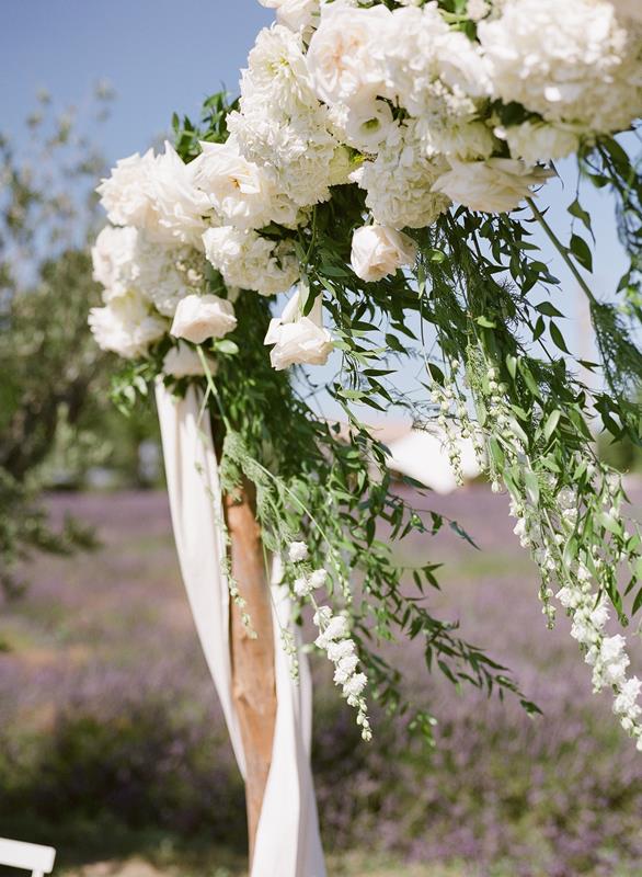 White wedding florals at Domaine de Patras