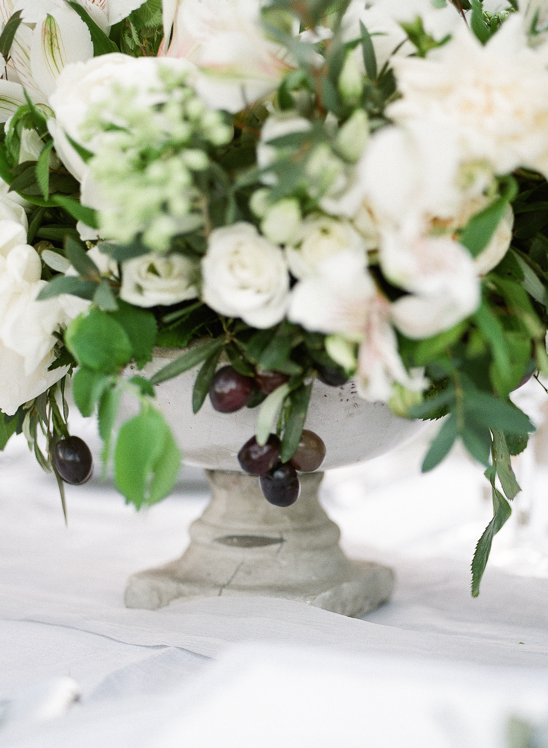 bigdaydesign-floral-designer-event-wedding-luxury-dinner-neutral-timeless-florist-designer-best-provence69