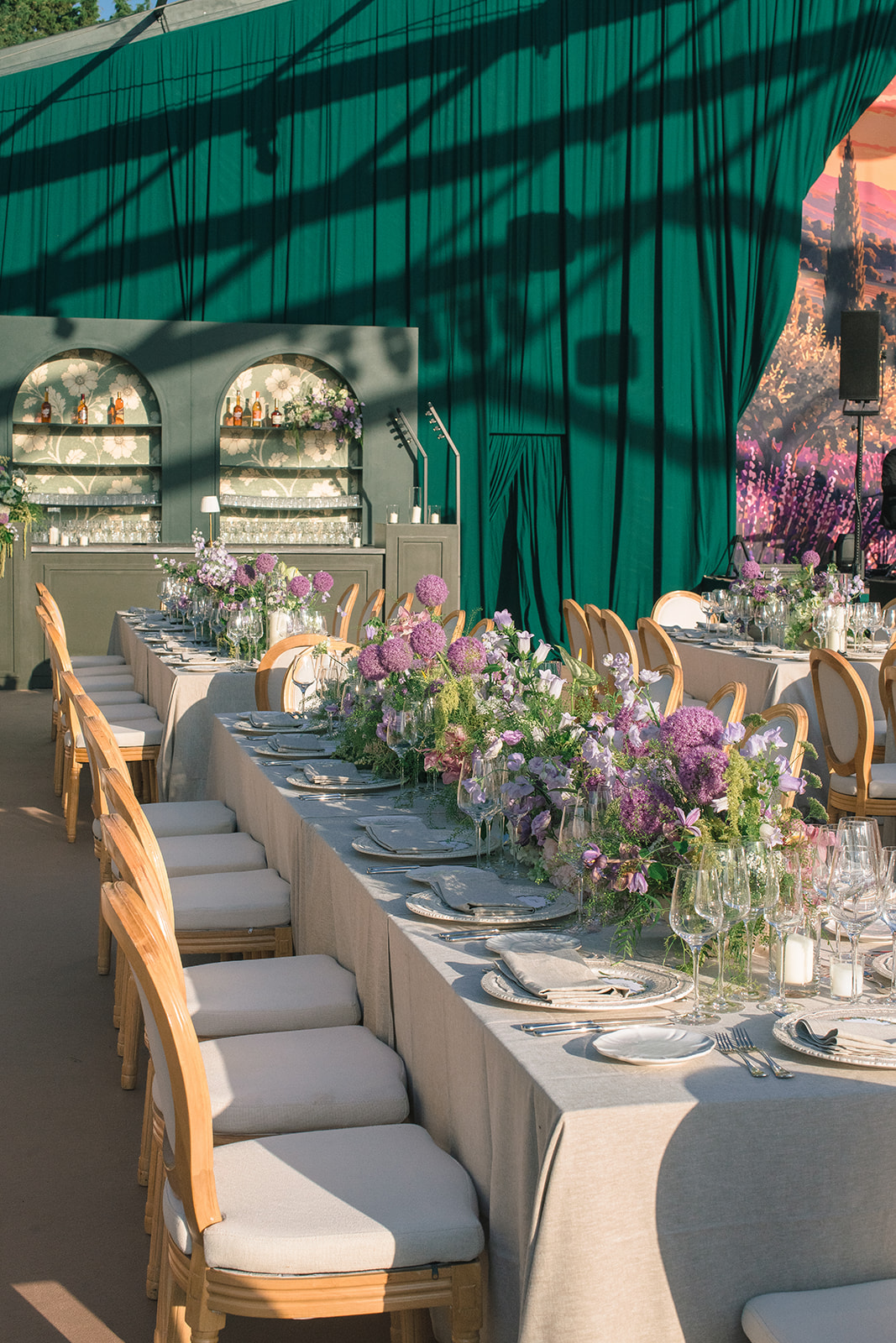 wedding floral designer provence château estoublon alpilles decorateur mariage fleurs fleuriste decorateur floral wedding designer